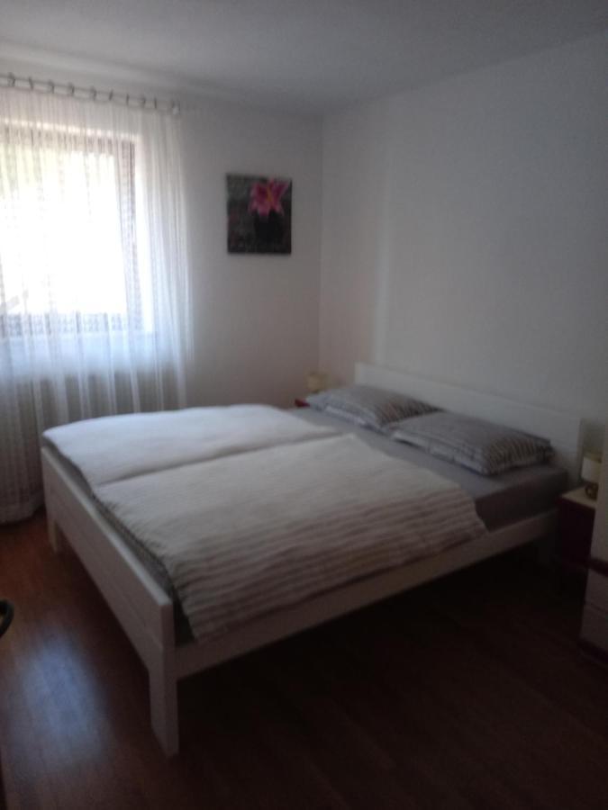 V Klancu Apartman Dekani Kültér fotó