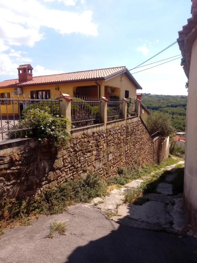 V Klancu Apartman Dekani Kültér fotó